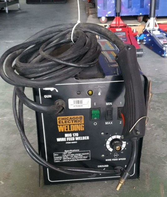 SOLDADORA MIG 170 AMPERIOS / DUAL CHICAGO WELDING